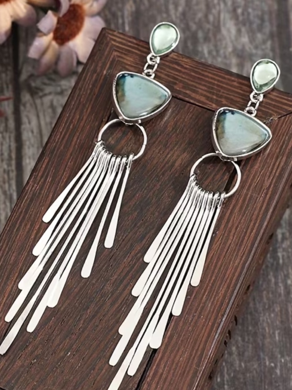 Silver Fringe Dangle Earrings Green Stone Boho Statement Drop Earrings - Picture 5 of 6